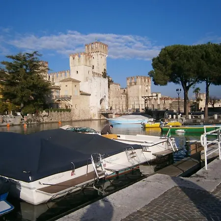 Chiara 3* Sirmione